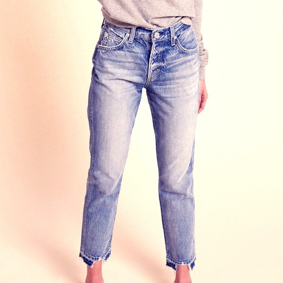 AMO Babe Distressed Straight Leg Jeans